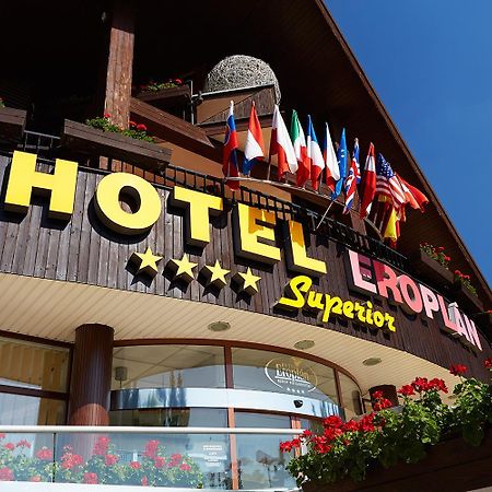 Hotel Eroplan Rožnov pod Radhoštěm Exteriör bild